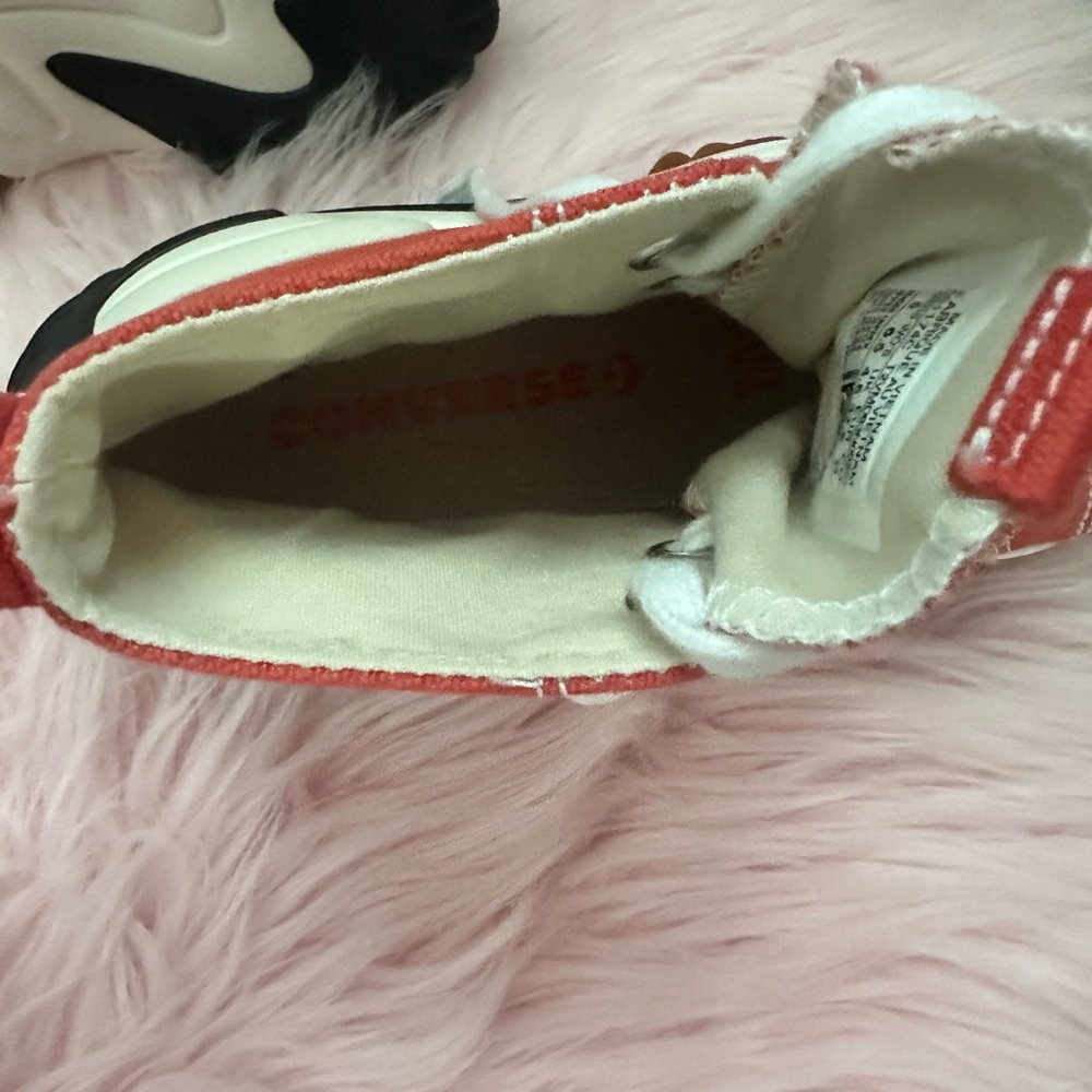 Converse women  Red and White High-Top Sneakers - Picture 5 of 6